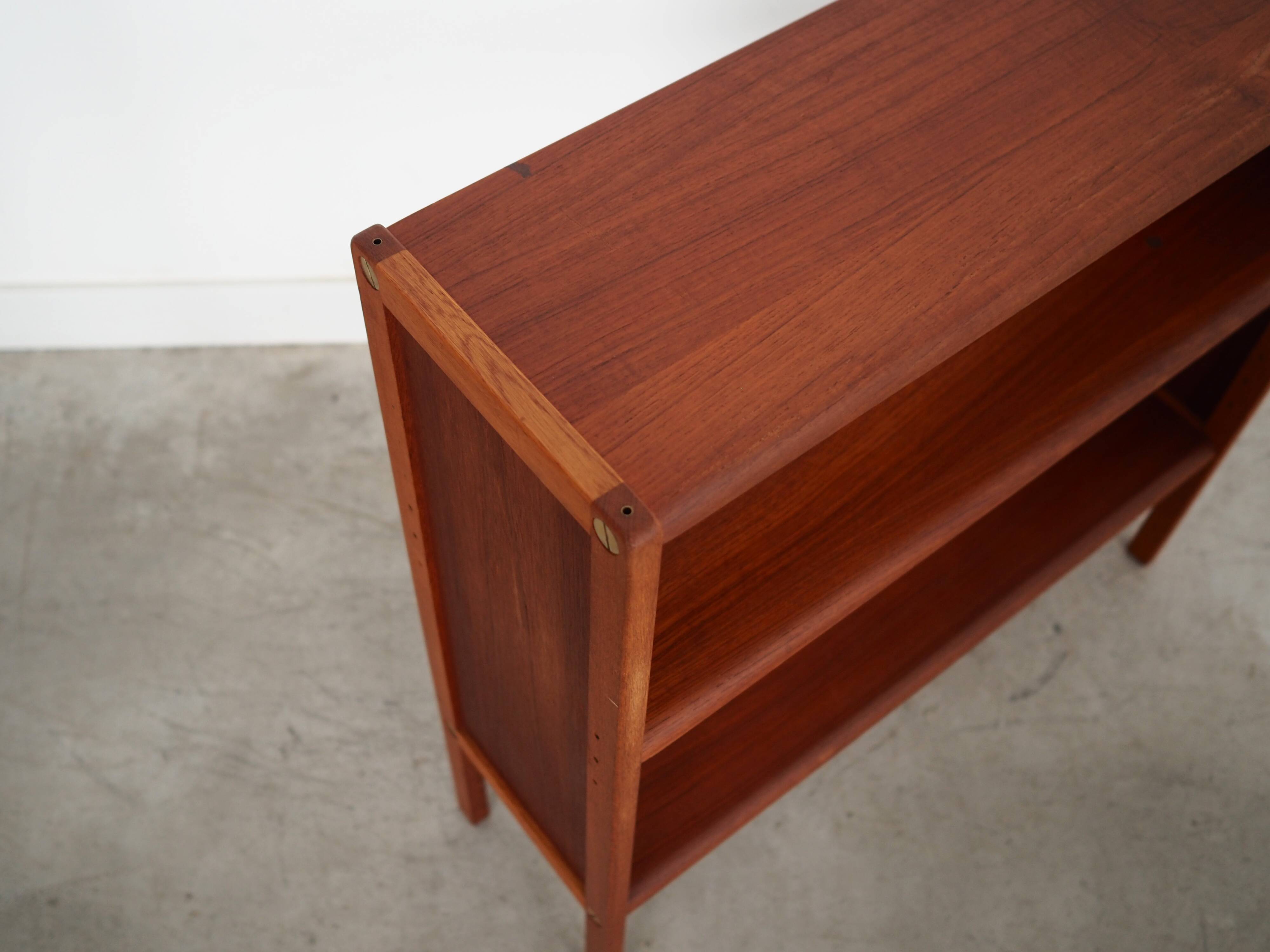 Bibliothèque en teck, design danois, années 1970, production : Danemark