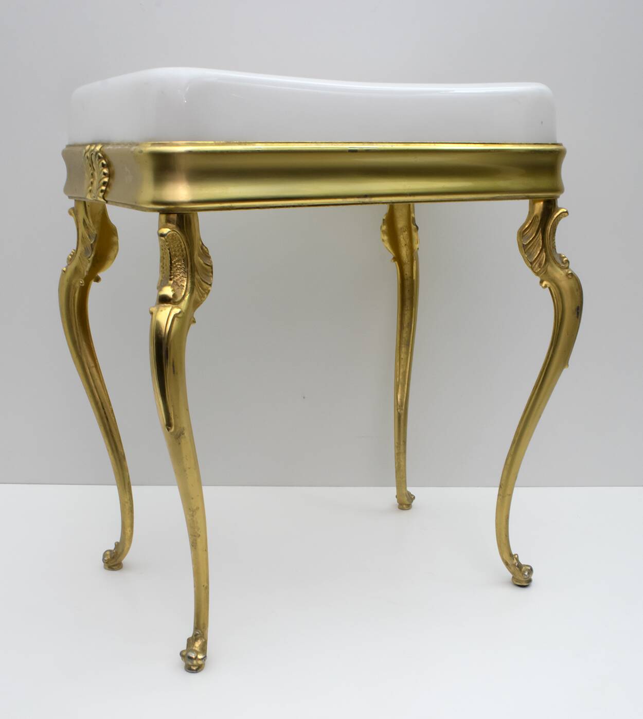 Mid-Century Modern Italian Brass and Plexiglass Stool, 1950
