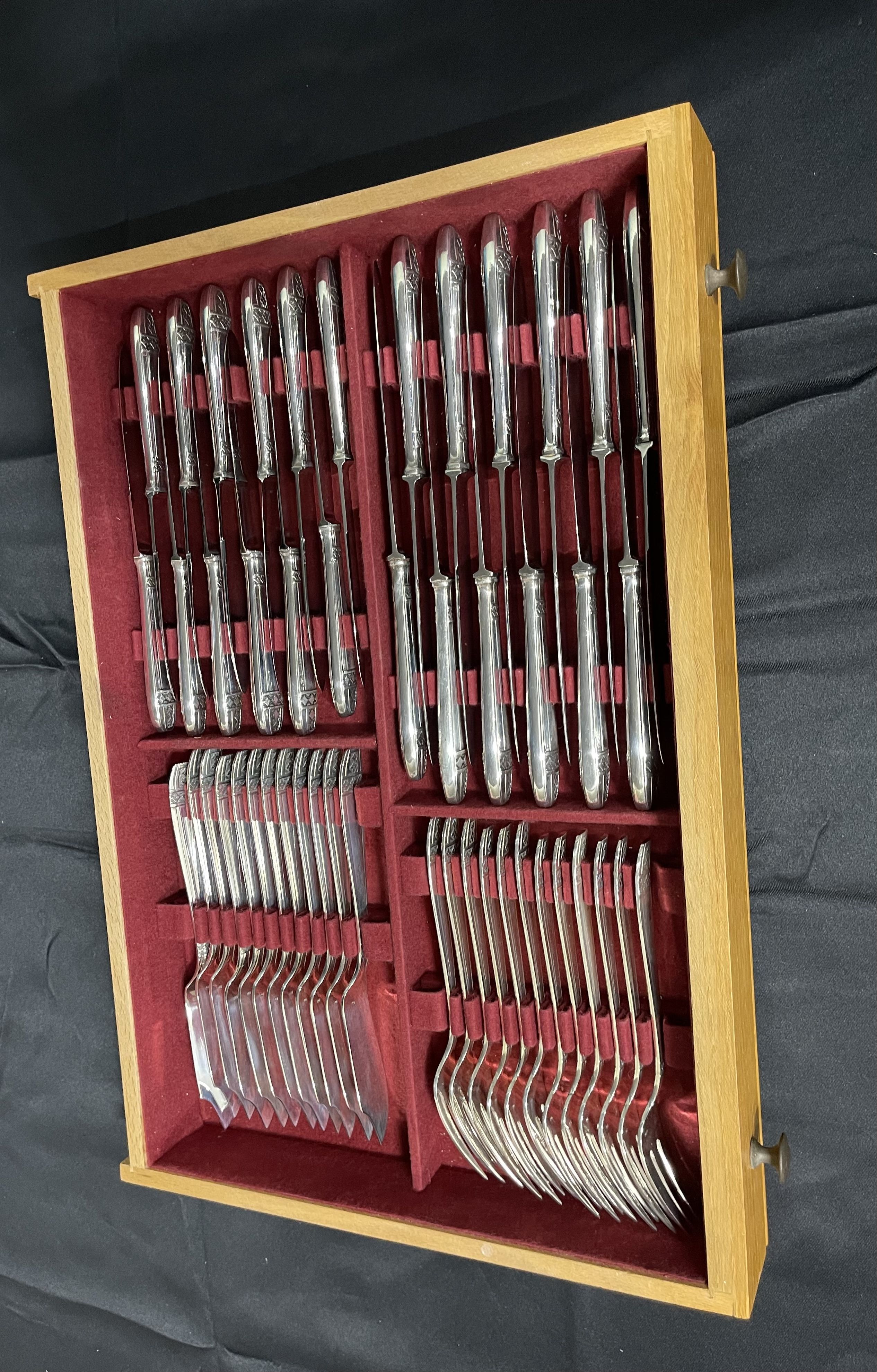 Cutlery 143 pieces Grand Prix de Monaco art deco with silversmith