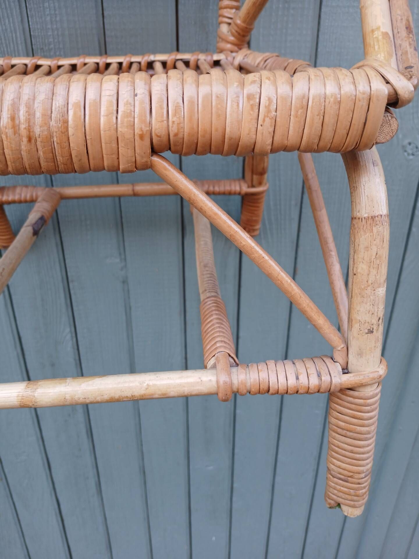 Petit fauteuil enfant en osier 