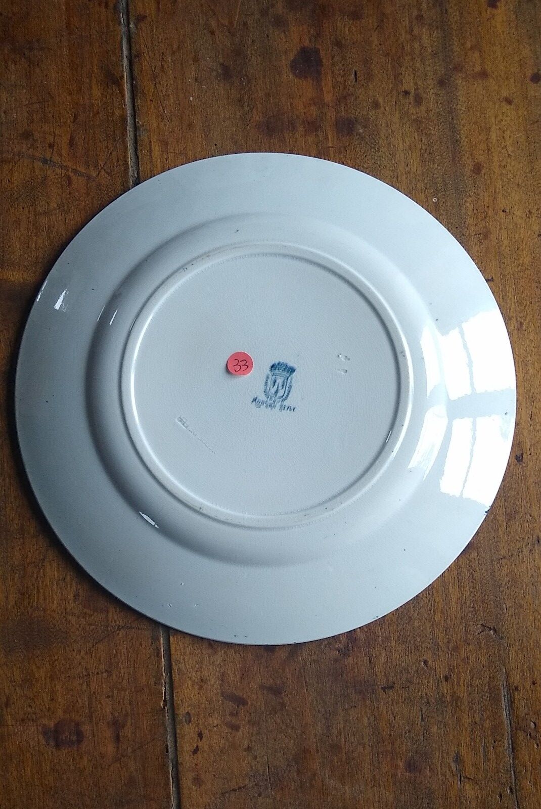 Round serving dish St Amand of blue color