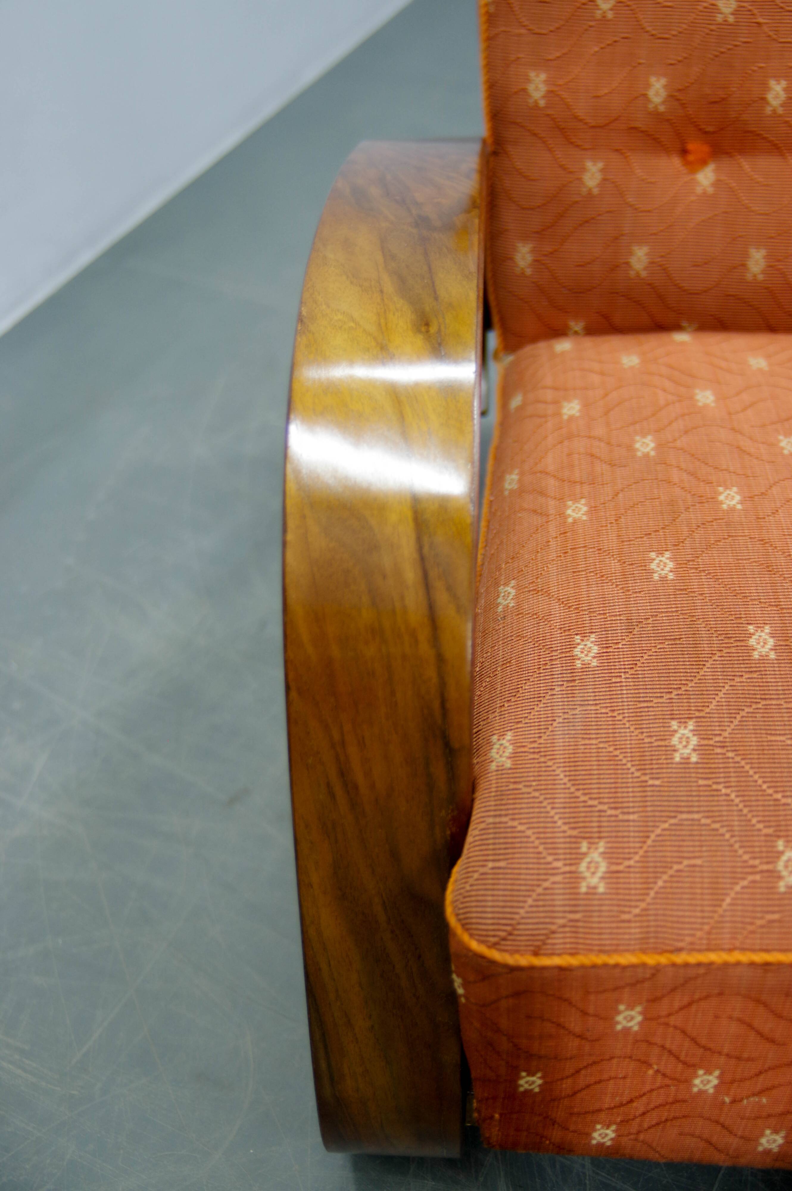 Tank Armchair by Miroslav Navratil, Laminated Bentwood, 1930s