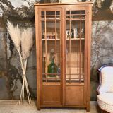 Bibliothèque en bois brut