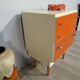 Meuble d'appoint vintage orange