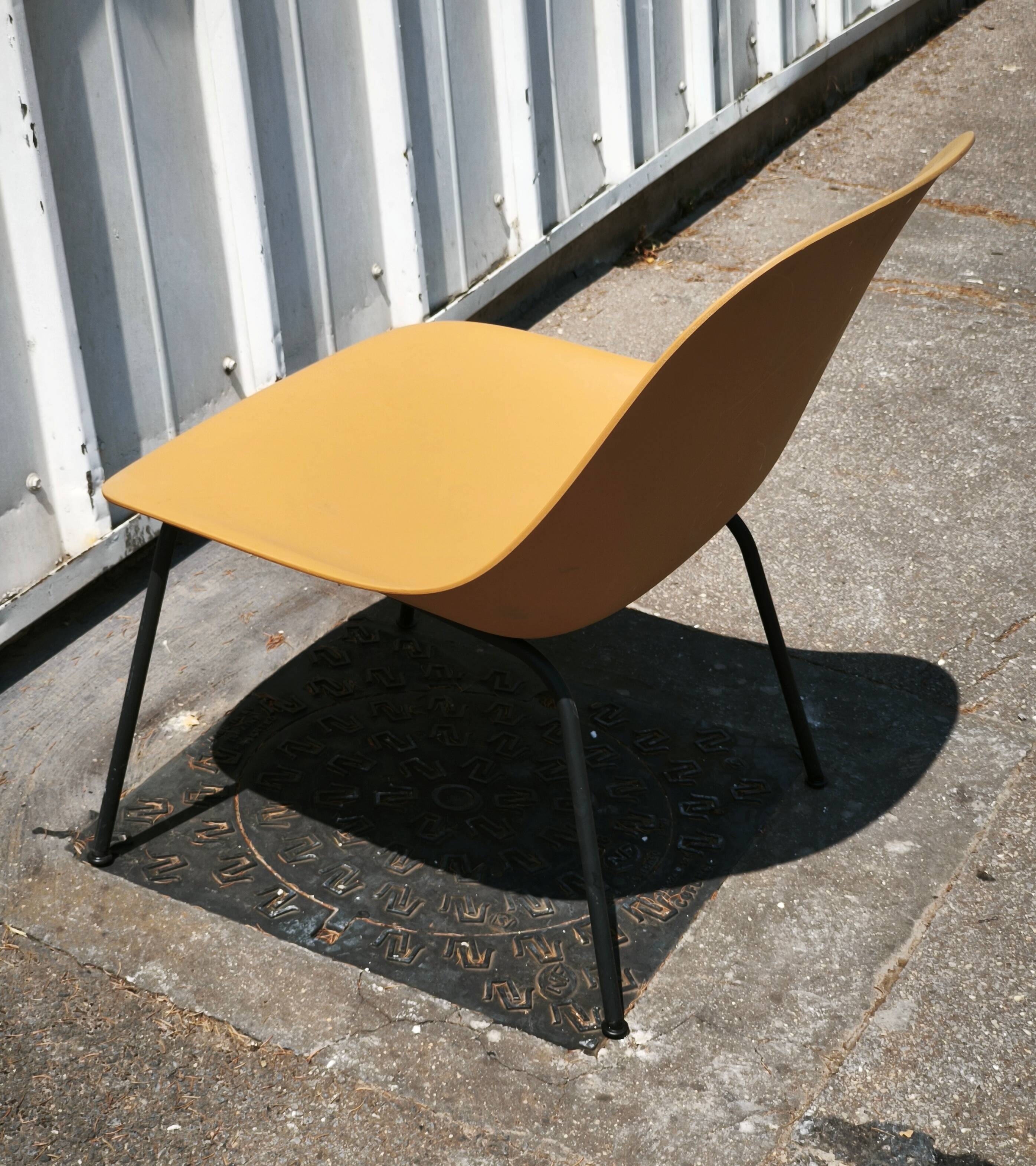 Pair of Fiber Lounge armchairs, Muuto