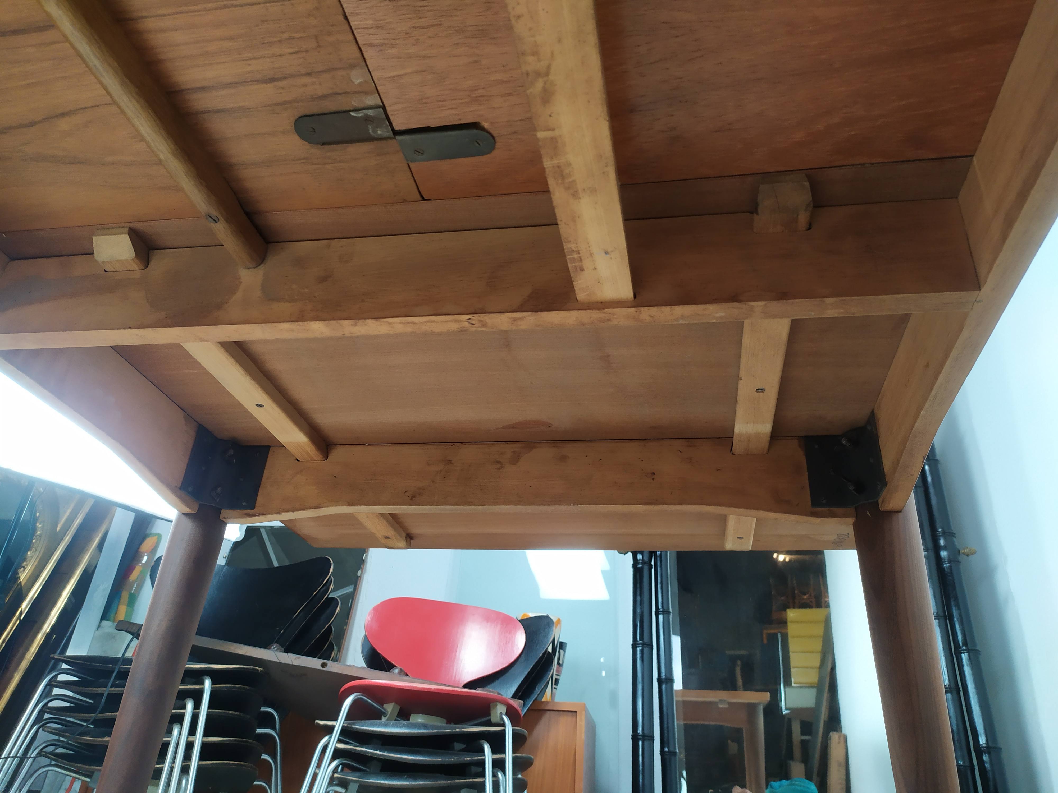 Scandinavian extendable table teak