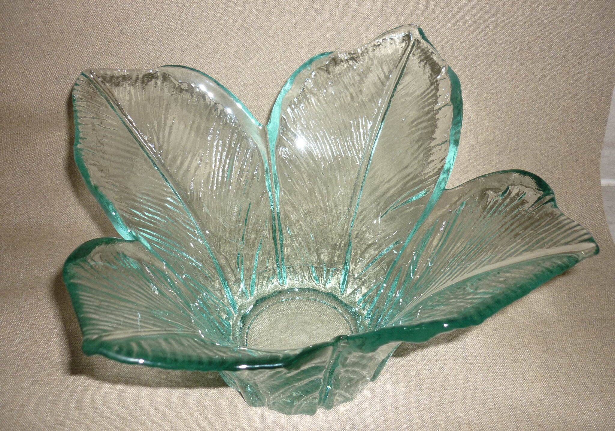 Cup or fruit bowl, with glass punch