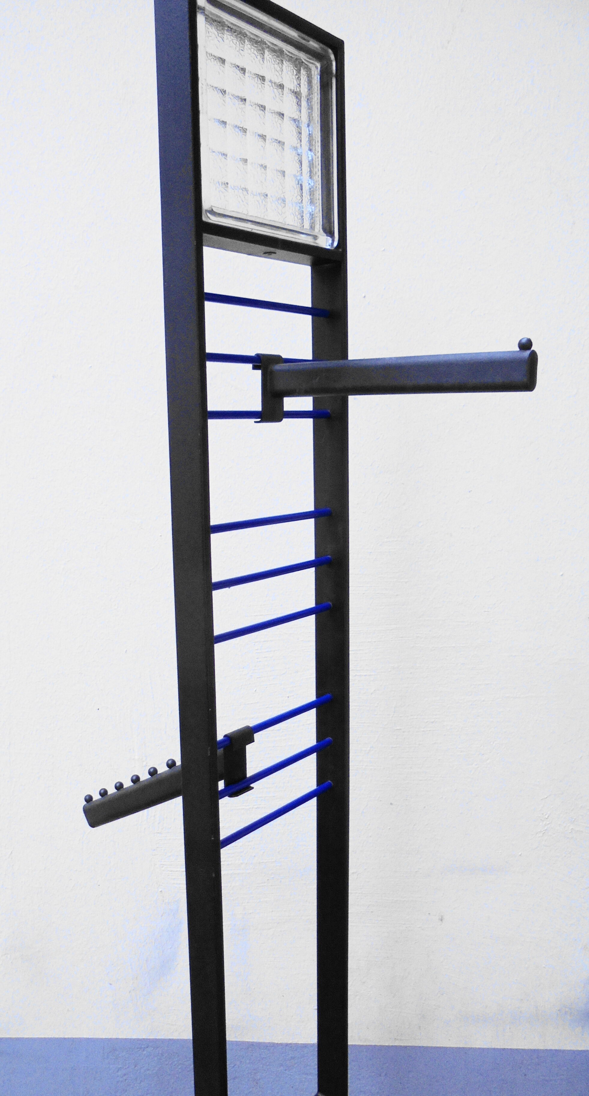 Vintage "Memphis Group" Room Valet of the 80s