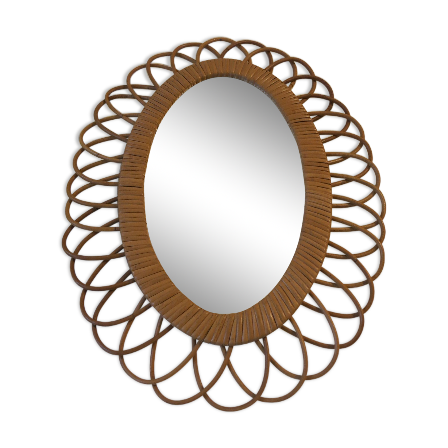 Vintage rattan mirror 60s 70s oval in rosette
