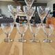 8 verres à pied anciens en verre gravé
