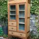 Armoire parisienne d’hôtel vitrée bois brut 1930