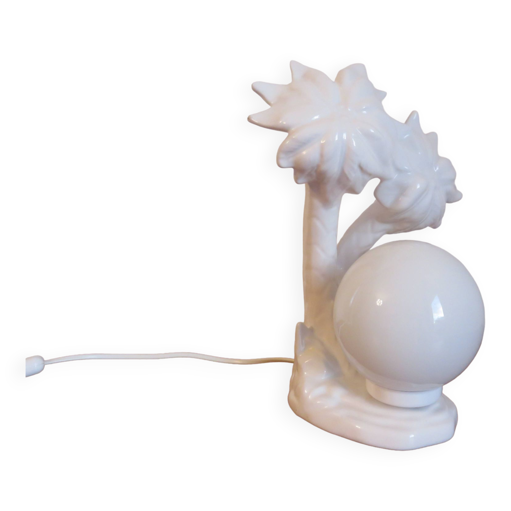 Lampe " palmier " en céramique blanche et boule opaline blanche des années 70 80