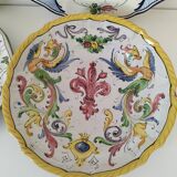 4 hand-painted earthenware plates in a holiday home style