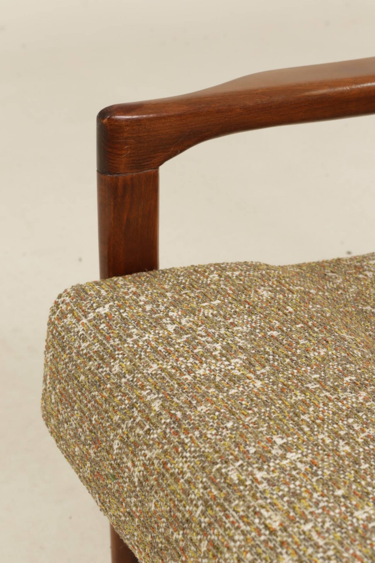 Fauteuil moderne vert forêt design by Z.Baczyk