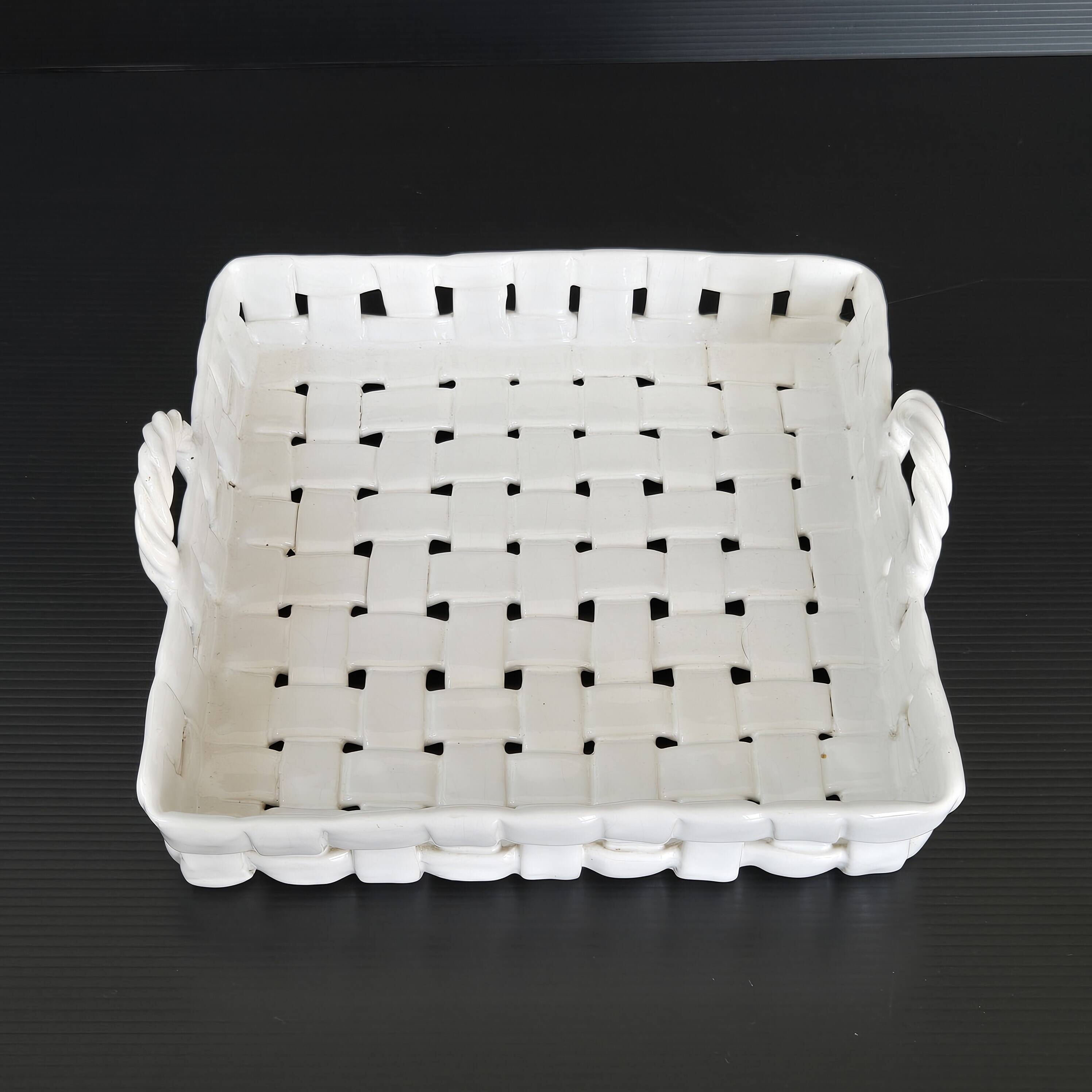 Vintage woven pocket emptier 1960