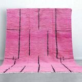 Traditional handwoven Berber rug in pink, size 150x250 cm.