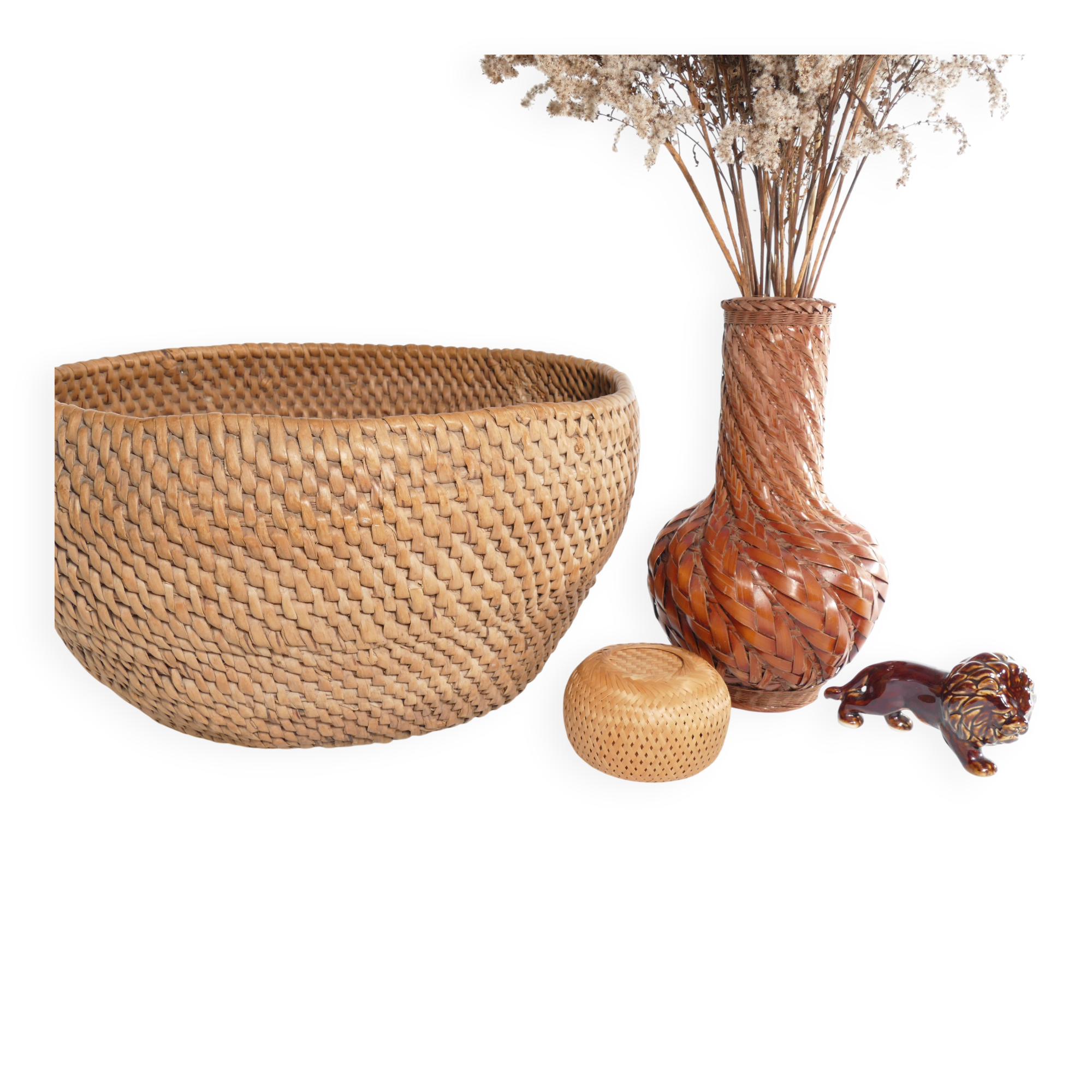 Early 20th Century Taisho/Showa Period Japanese Woven Bamboo Ikebana Vase