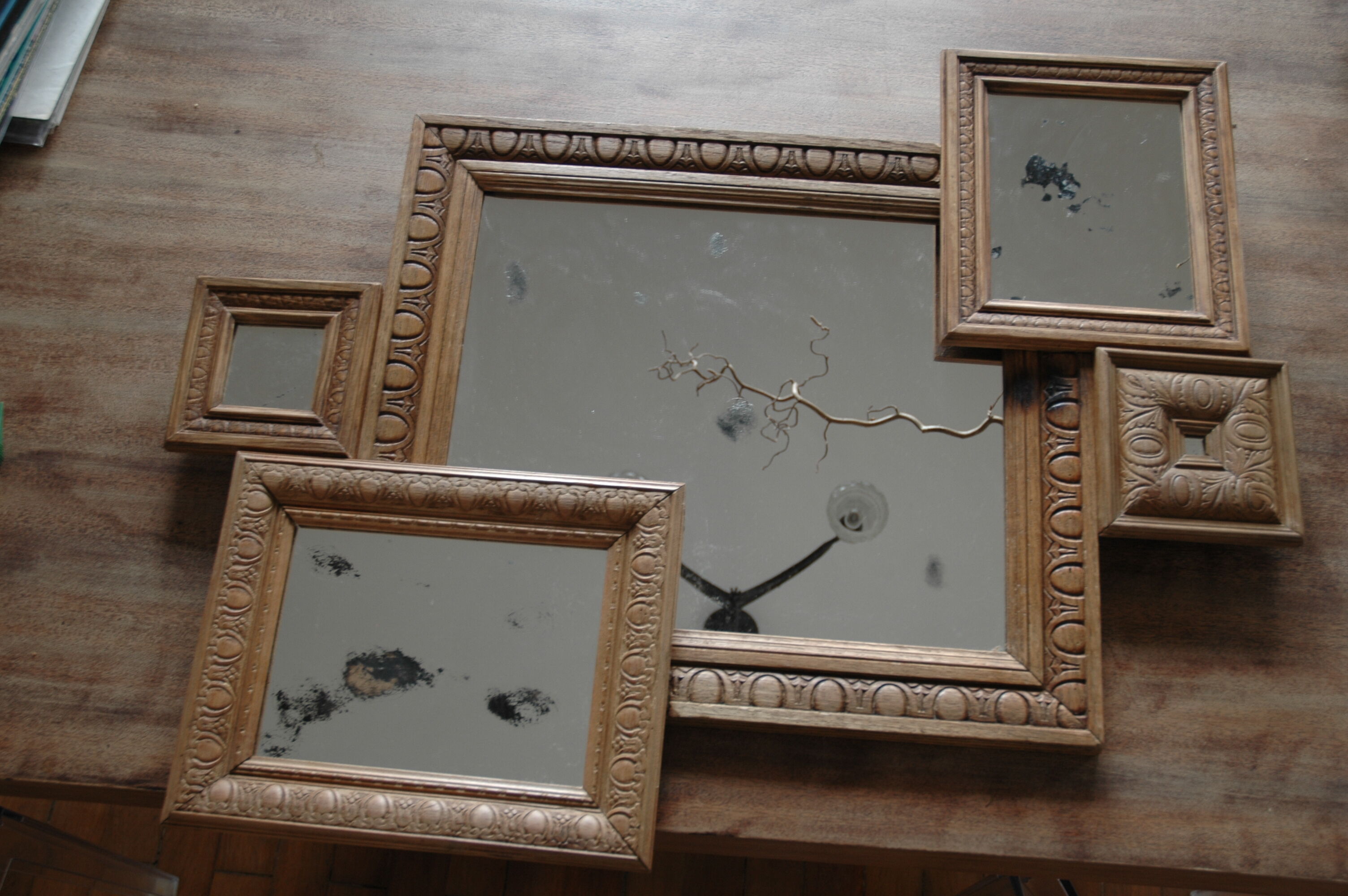 Mirror wood 40 - 66x81cm