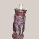 Lampe en bois sculpté malgache