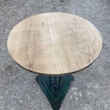 Bistro pedestal table
