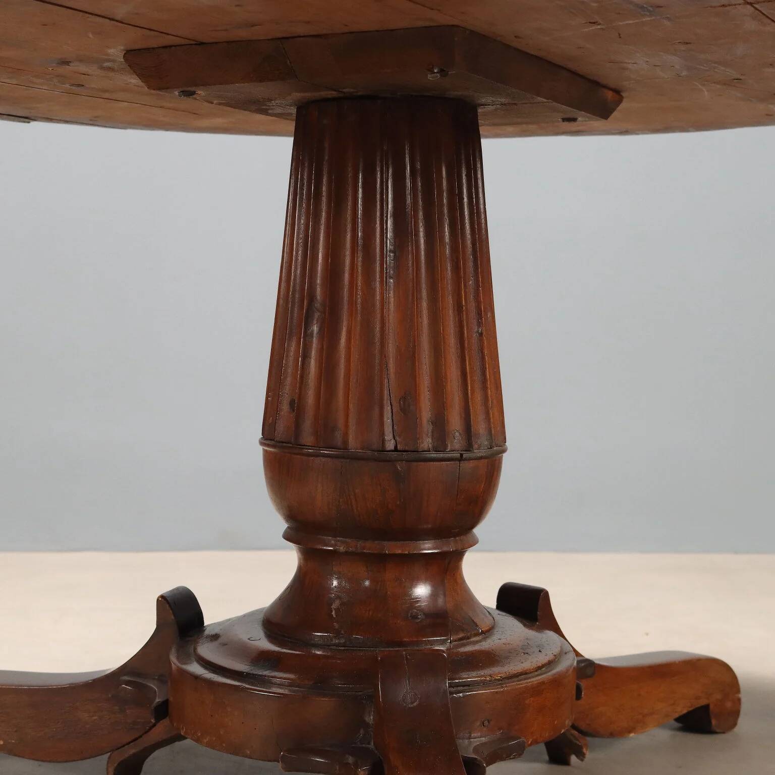 Antique walnut round table with drawers, Italy, 19th century
