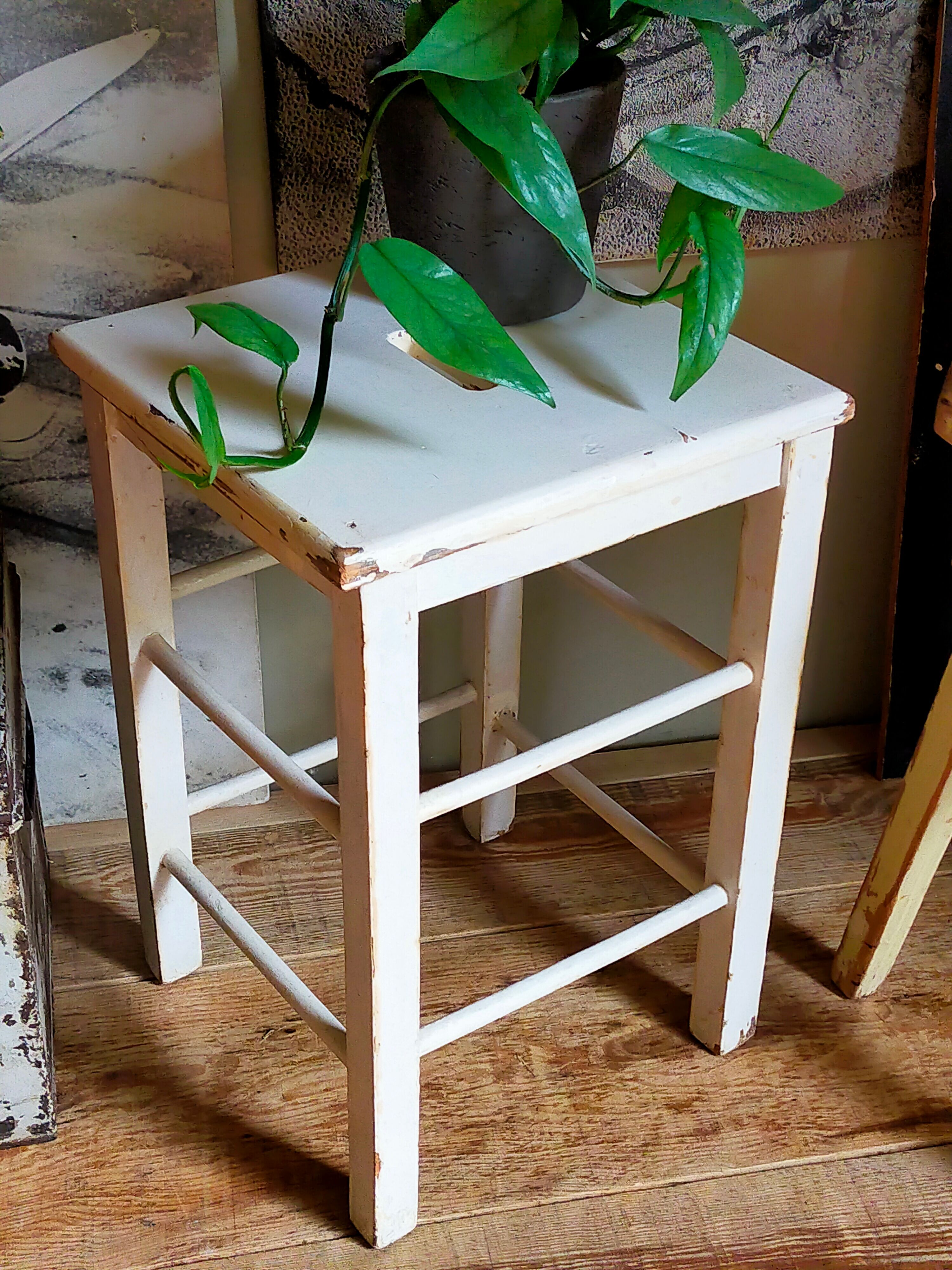 Workshop stool in vintage patinated solid wood