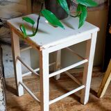 Workshop stool in vintage patinated solid wood