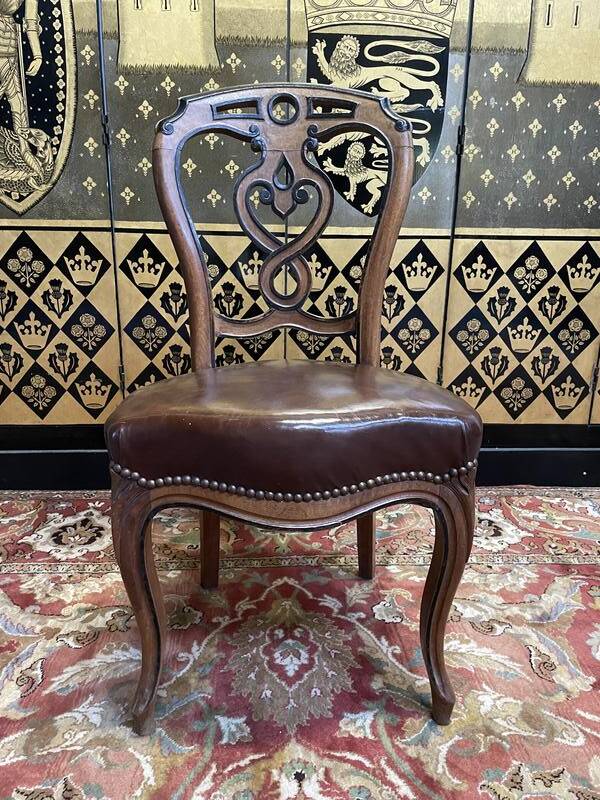 Set of 8 Italian Louis Philippe chairs from the Napoleon III period in leather