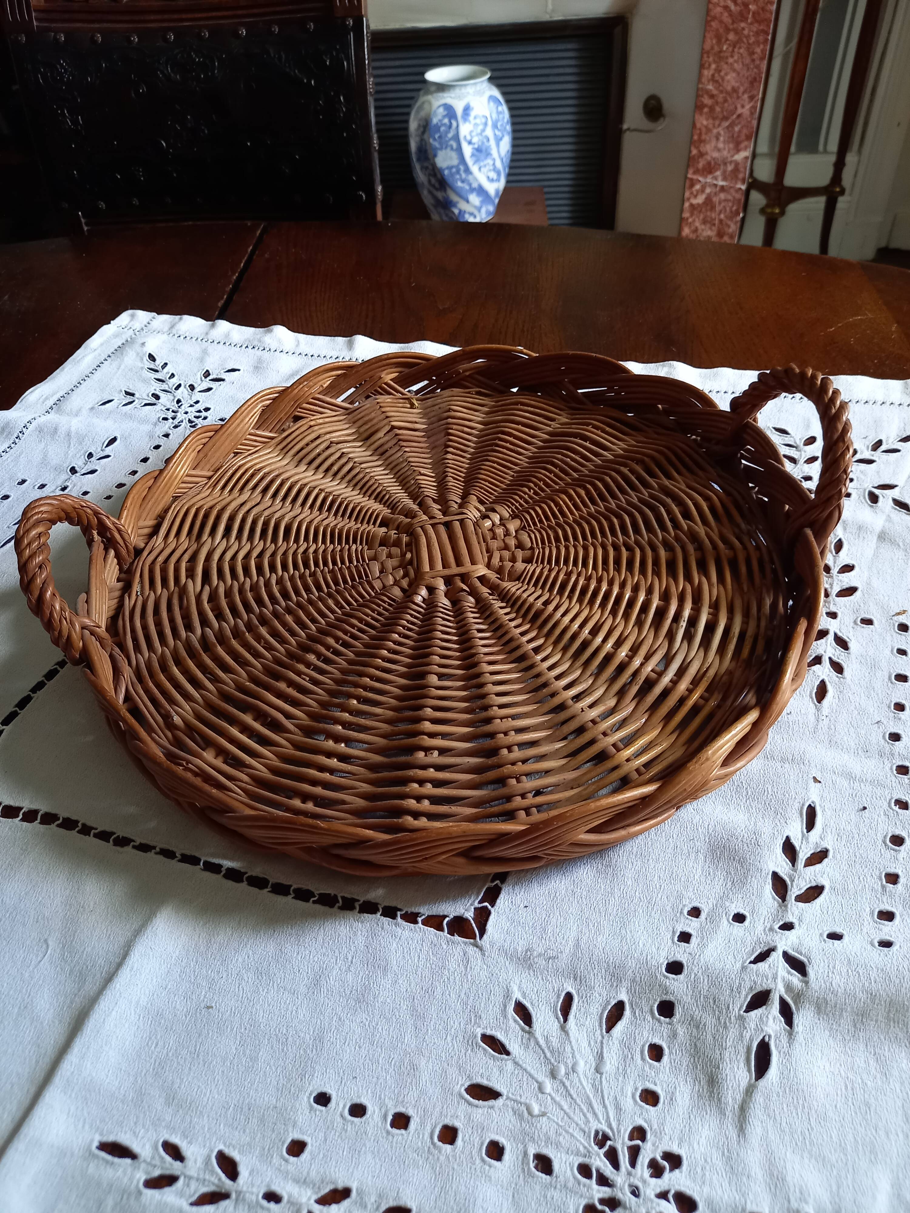 Woven wicker tray with handles