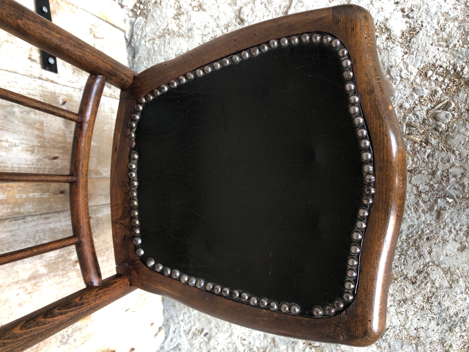 Bistrot chair turned wood & seat skai black vintage