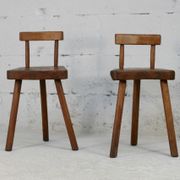 Paire de tabourets tripodes à dossier brutalistes, France, circa 1960