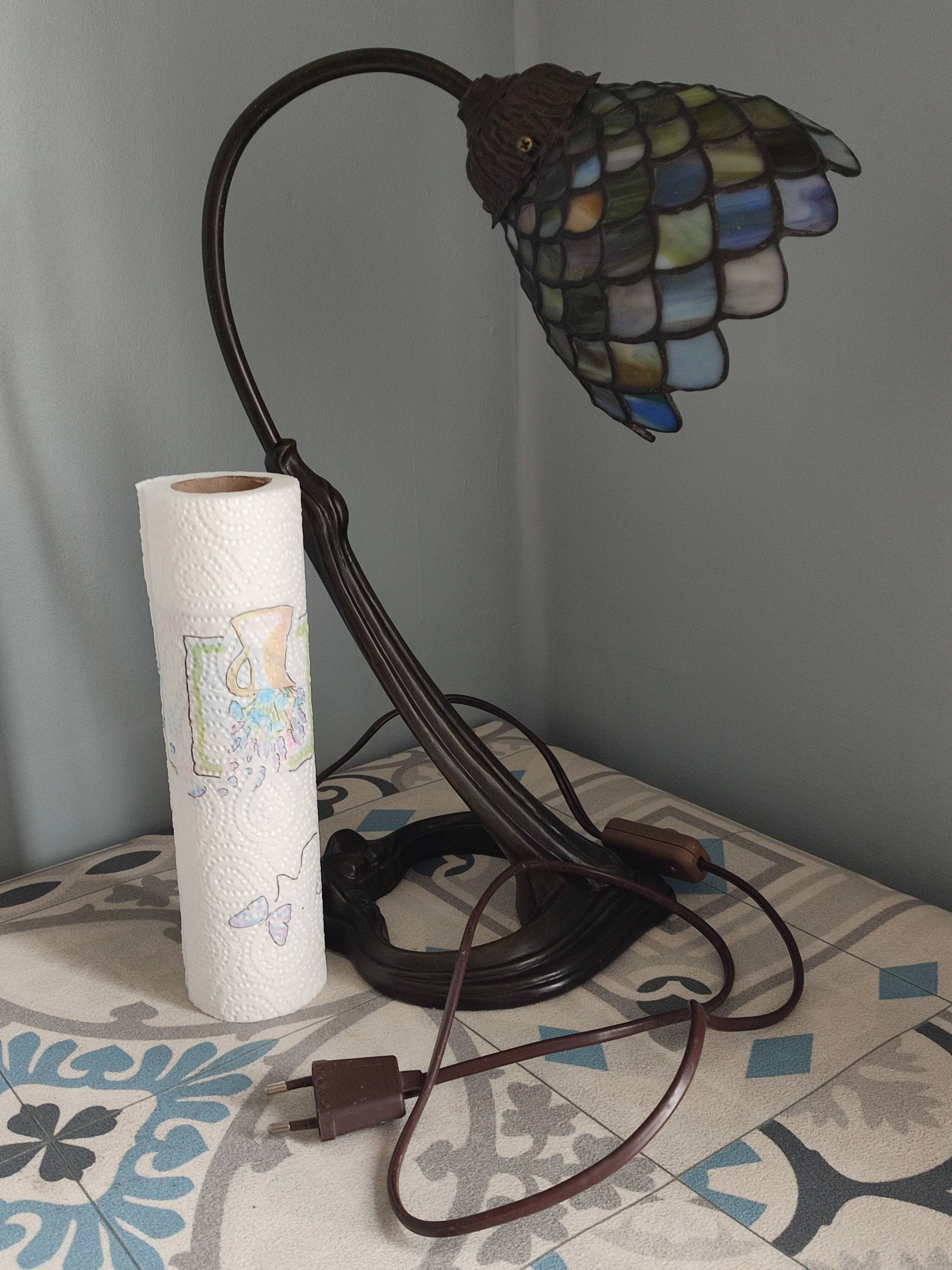 Tiffany table lamp art deco style