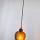 Suspension vintage en verre ciselé ocre