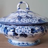 Creil Montereau iron clay vegetable dish