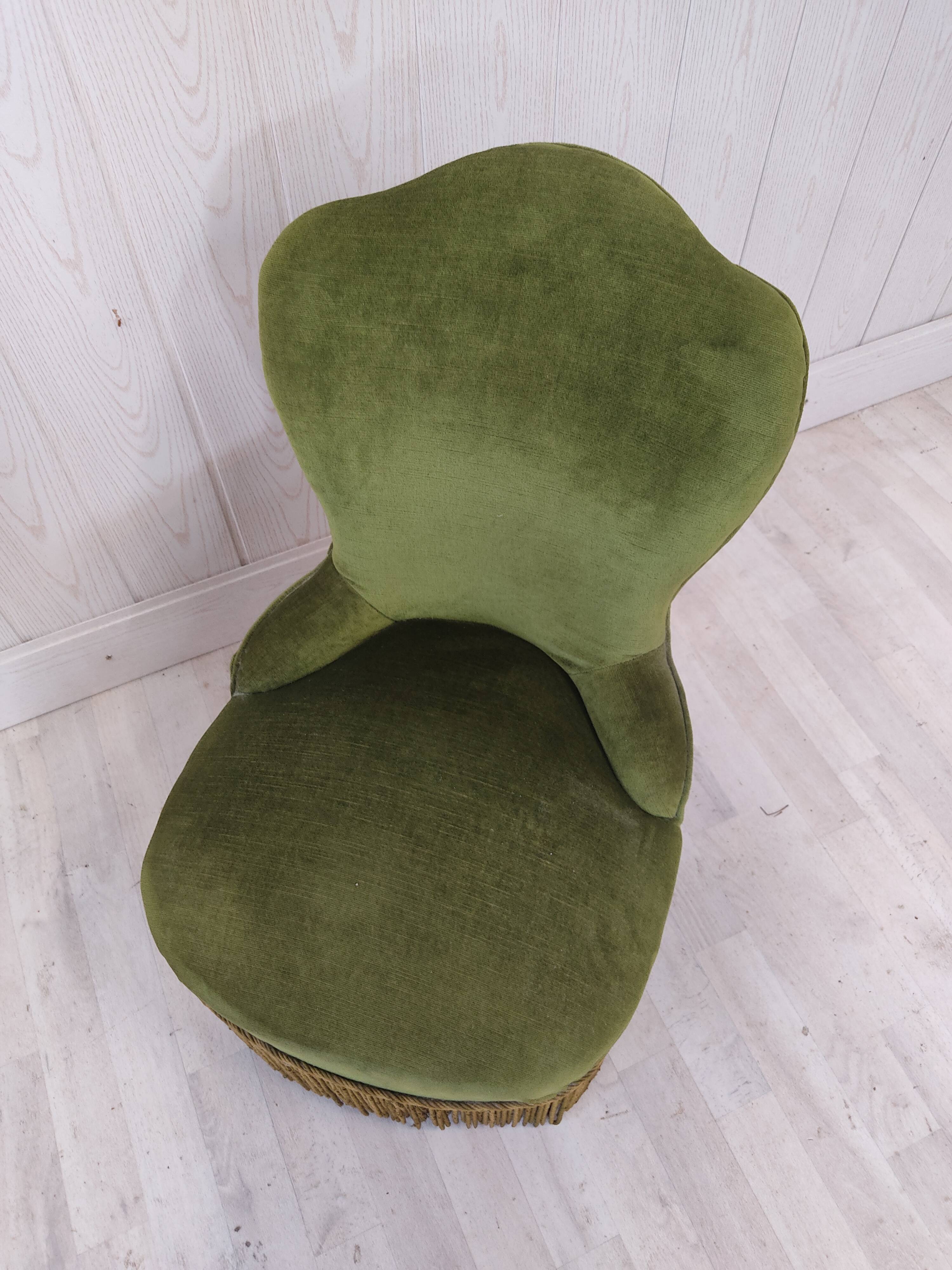 Green velvet toad armchair