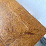 Extendable farmhouse table in oak