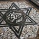 Antique octagonal table with mother-of-pearl inlays - Syria or Egypt