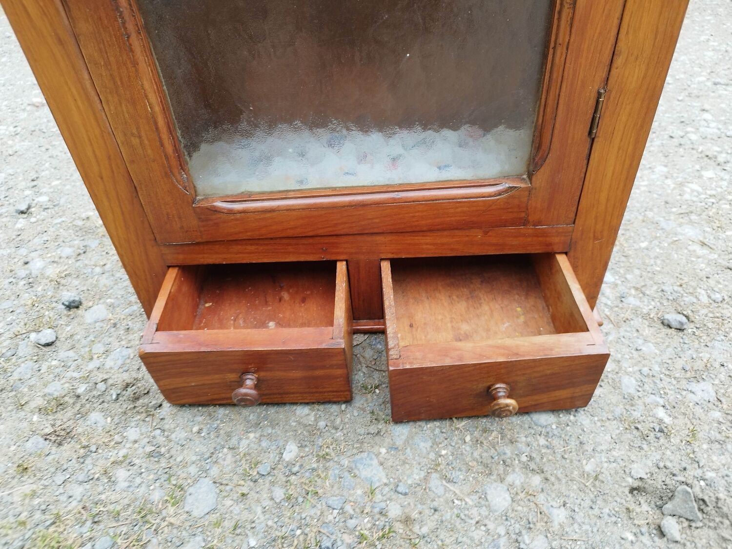 Cabinet pharmacy cabinet a drawer door