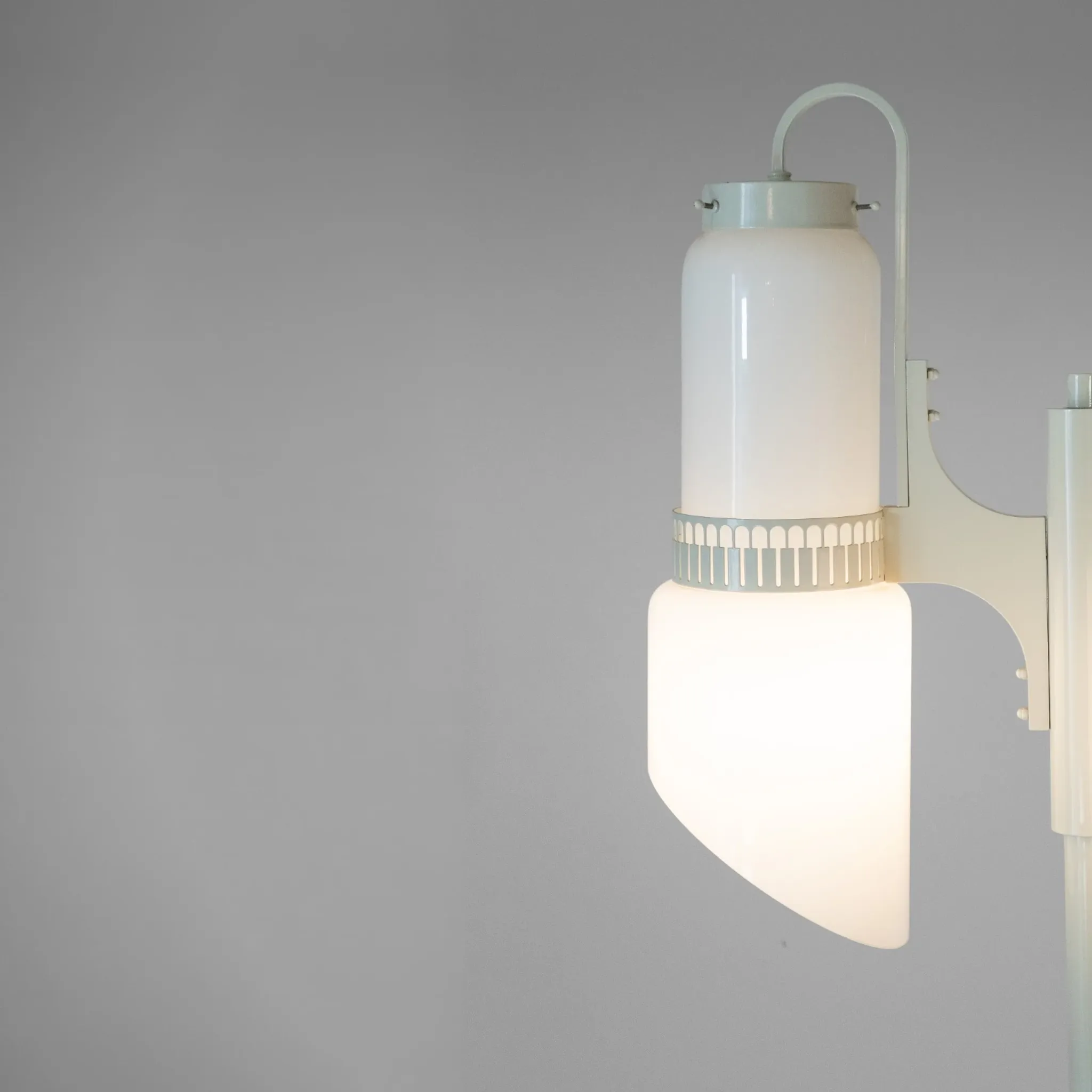 Vintage Vistosi Sytle Space Age Floor Lamp, Iron & Opaline Glass, 1970s