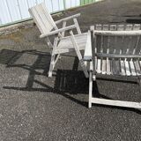 Pair of vintage wooden folding garden chairs – shabby chic look