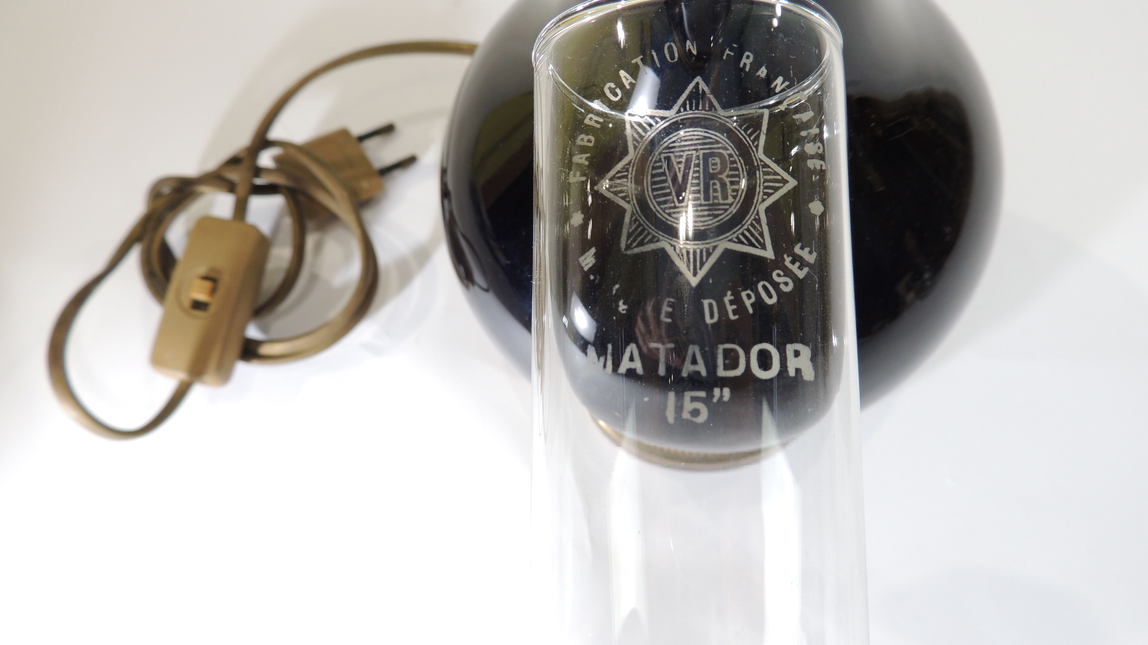 Old Blue/vintage opaline petrol lamp