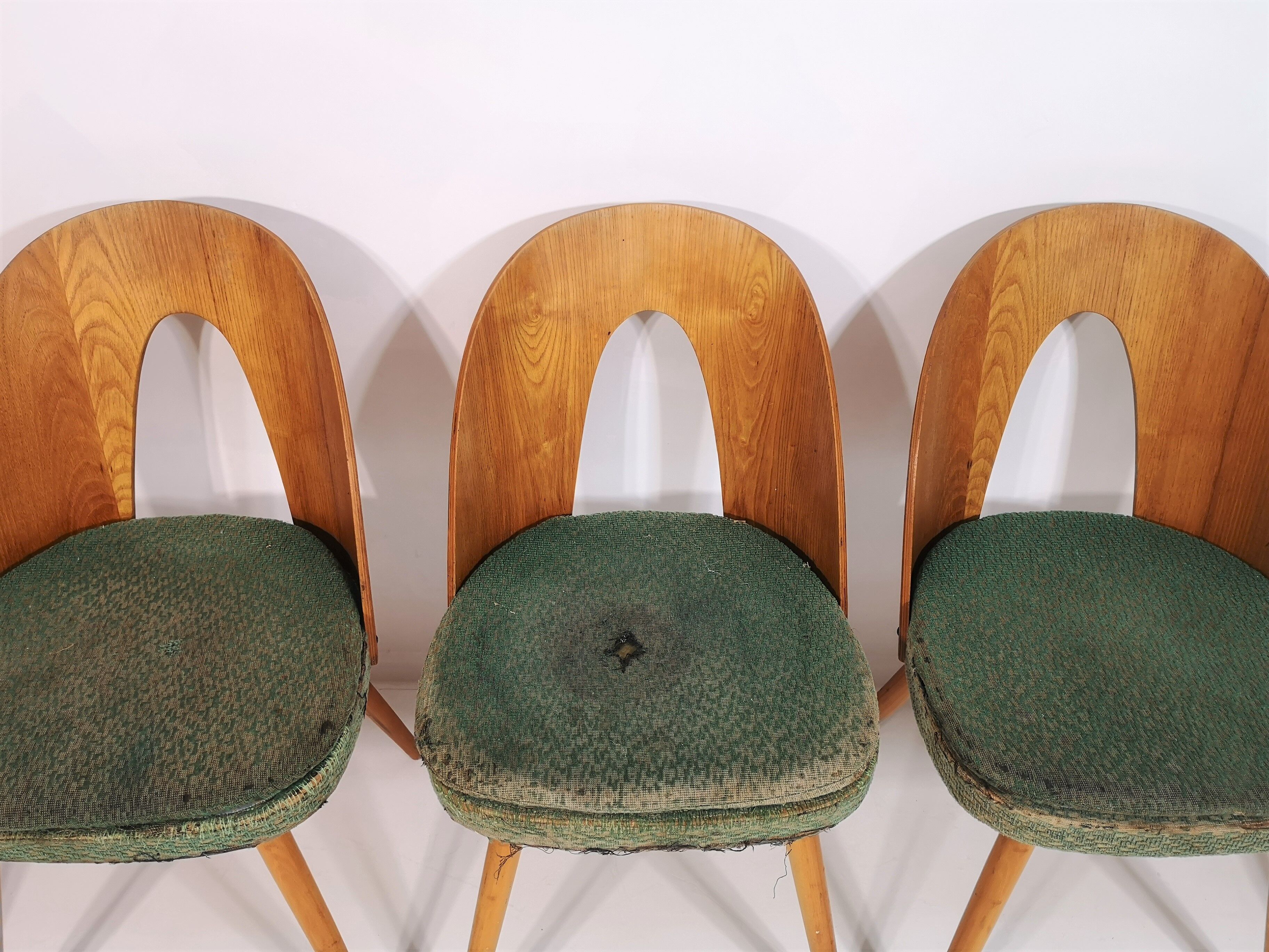 Ensemble de 4 chaises à manger par Antonín Šuman, années 1960