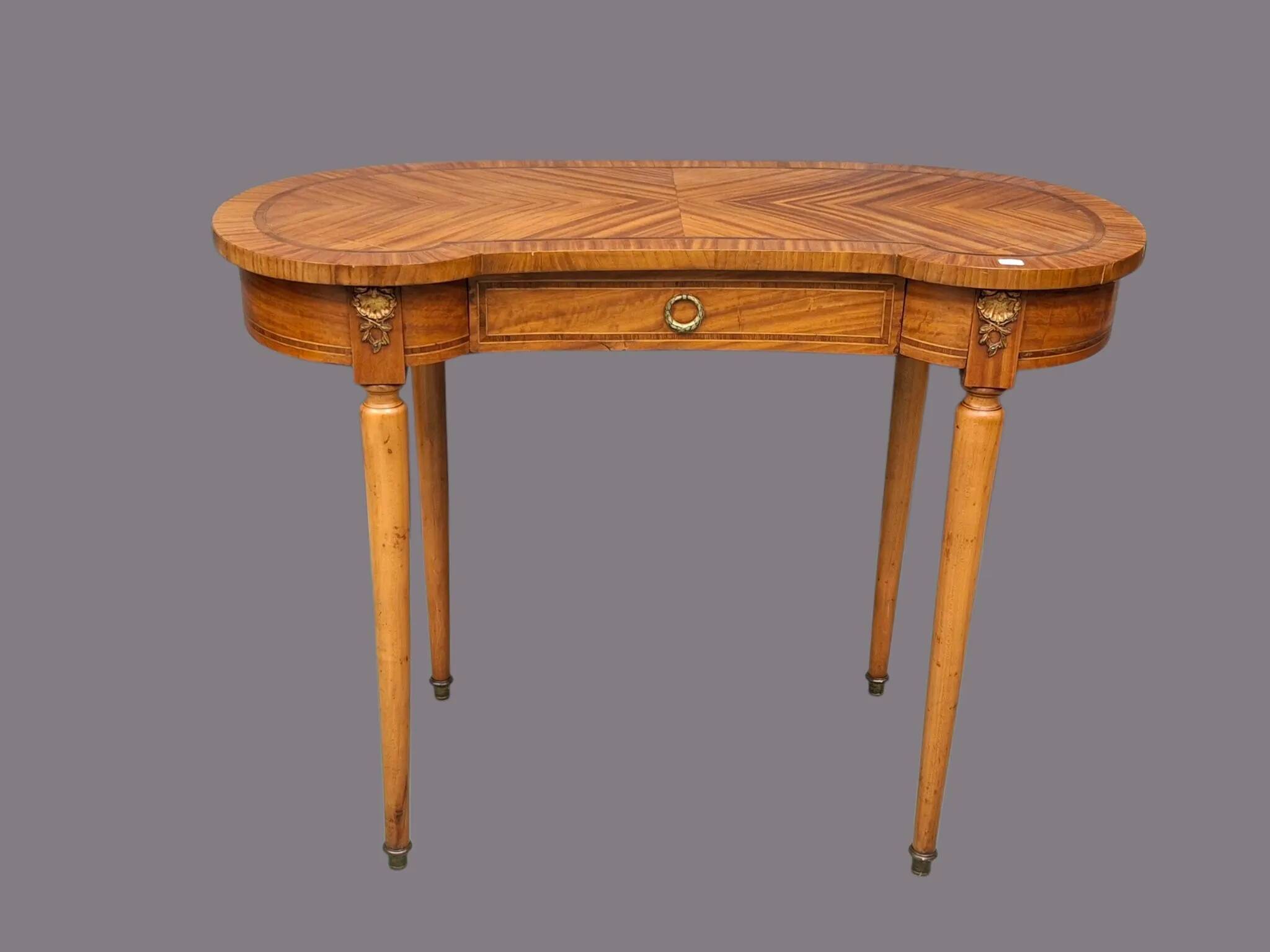 Louis XVI style kidney table – decorative veneered top