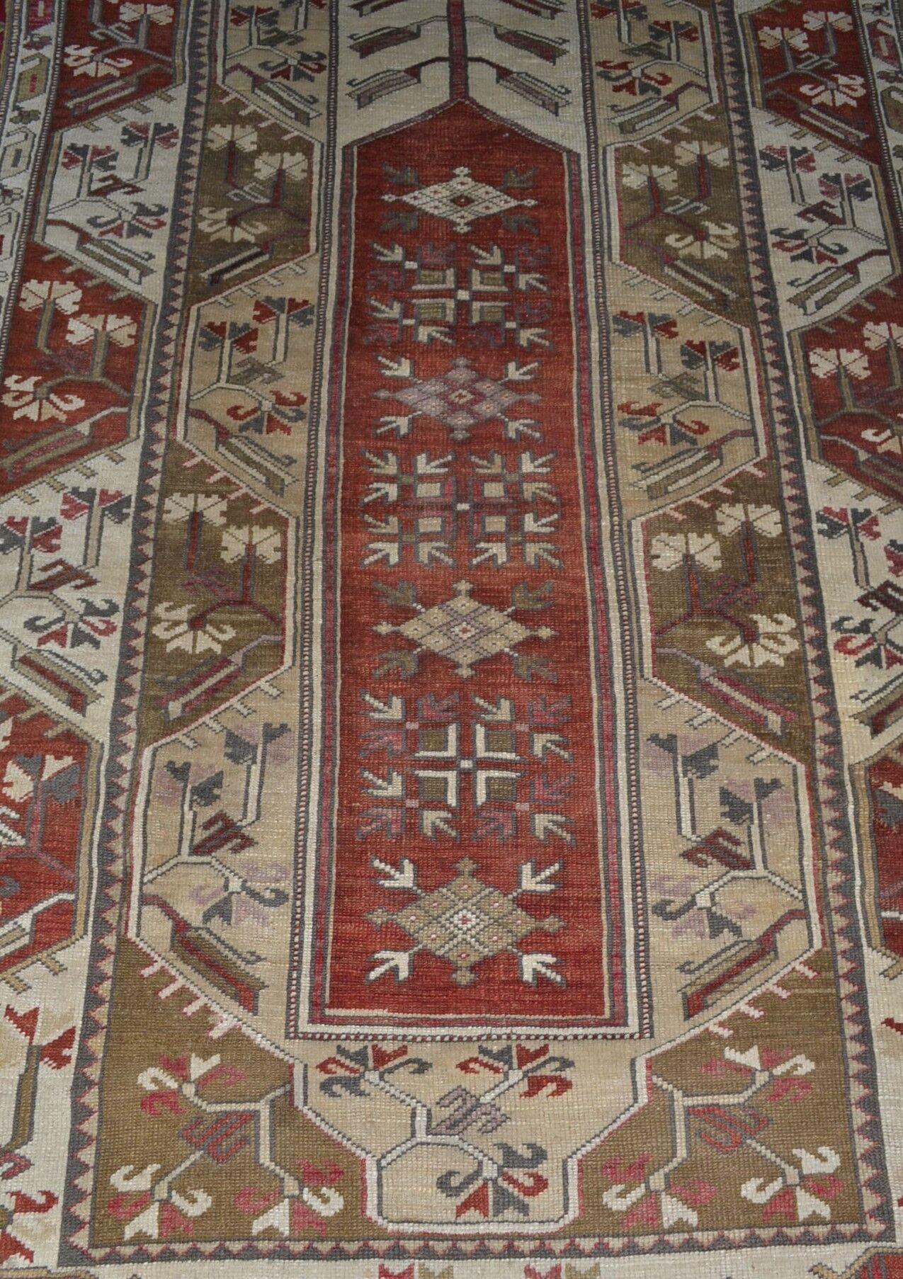 Milas carpet, 124 x 226 cm, anatolia, turkey, tied hand of time 1960