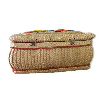 Woven straw sewing box