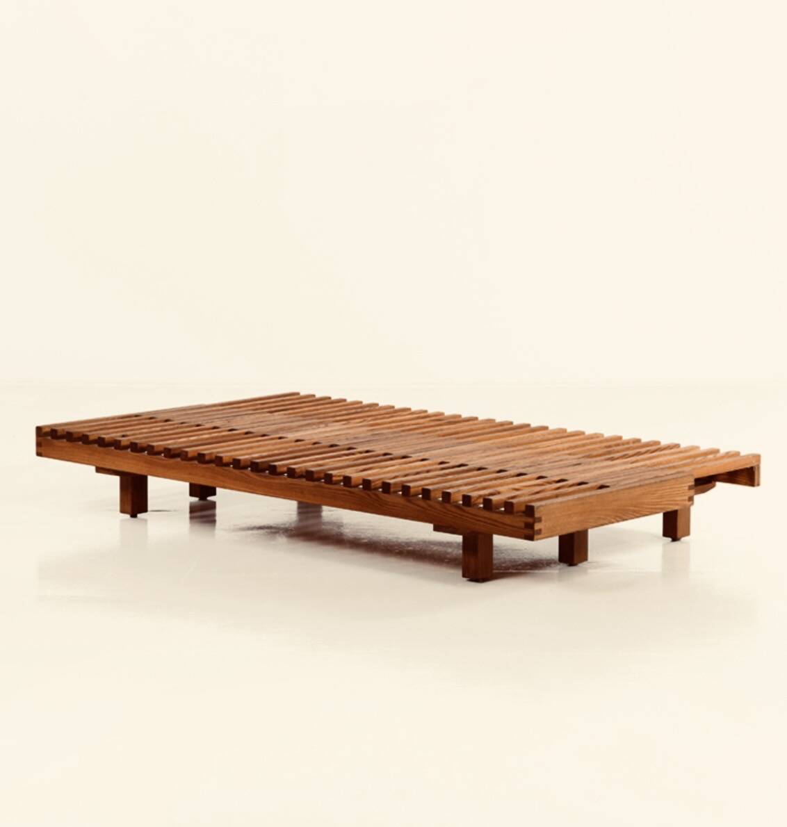 Sliding bench stone chapo