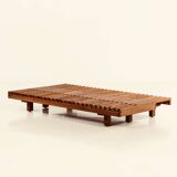 Sliding bench stone chapo