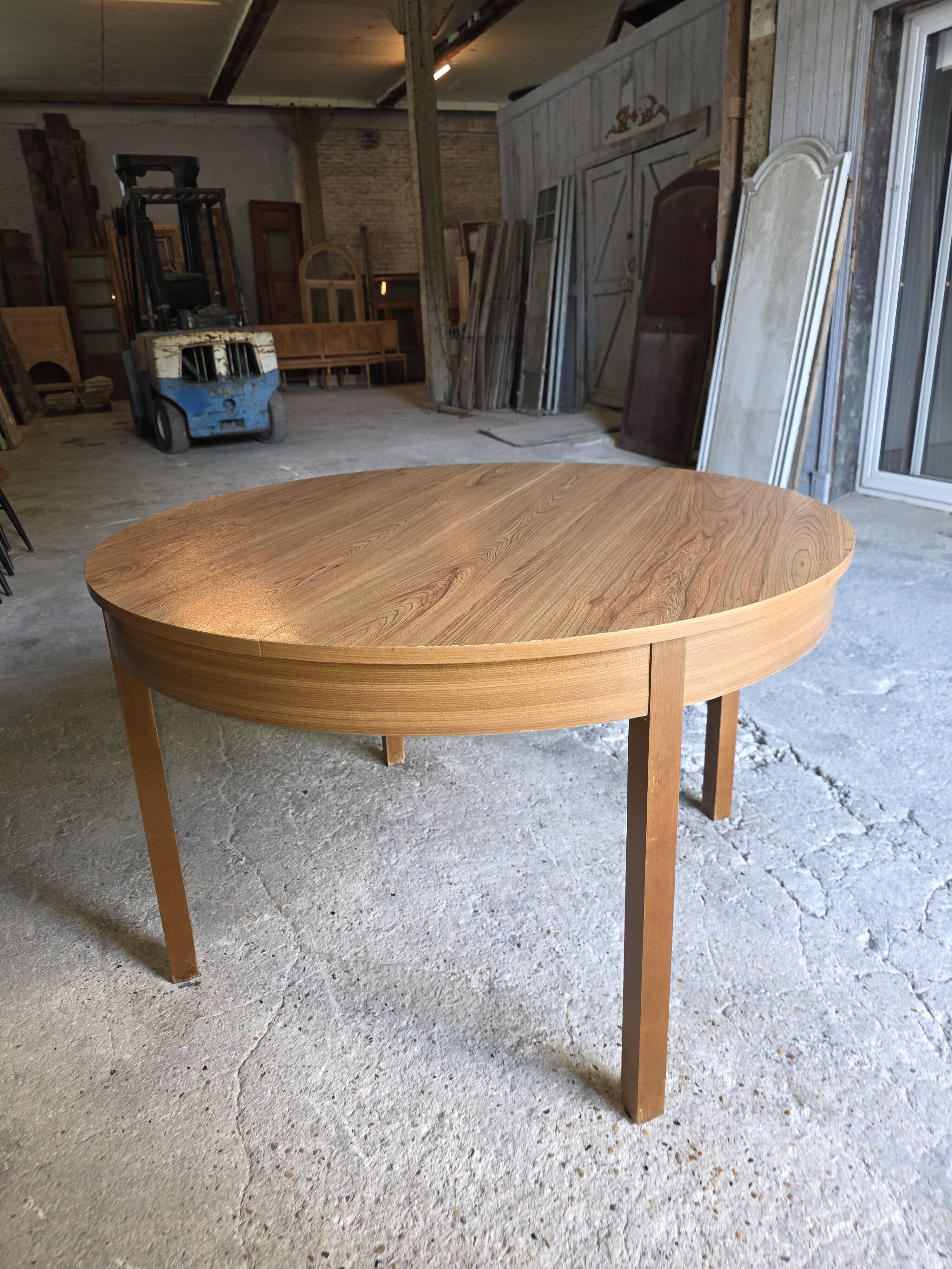 Table scandinave extensible en chêne des années 60