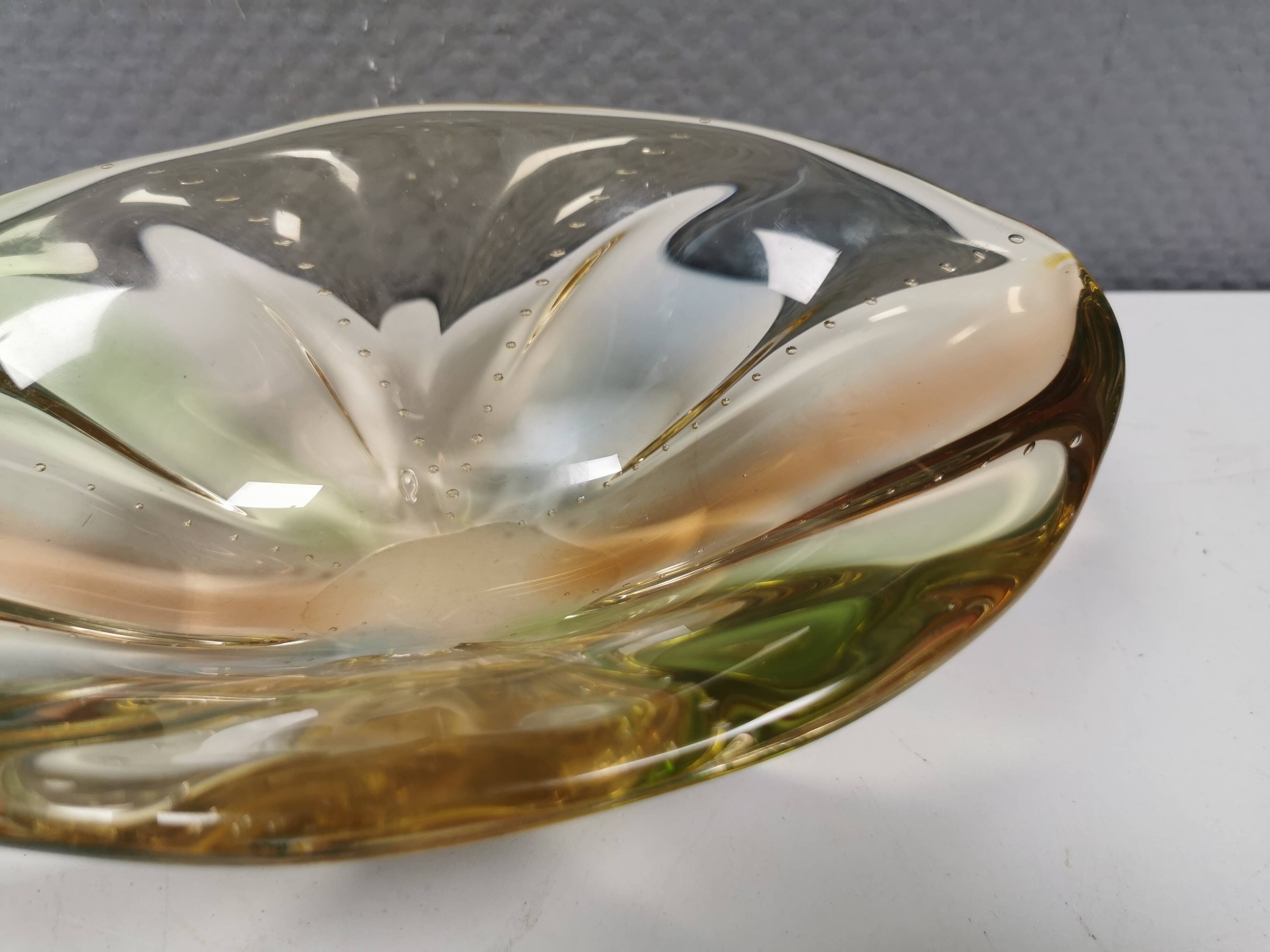 Bohemian/czech glass art bowl by hana machovska pizzicato collection 50-60s