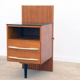 Table de chevet du milieu du siècle entièrement rénovée par Mojmír Požár, années 1960, Tchécoslovaquie